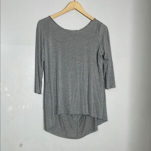 Kate & Mallory Asymmetrical Gray 3/4 Sleeve‎ Tunic